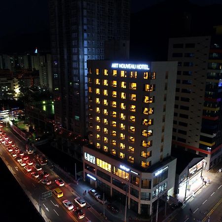 Geoje Artnouveau Suite Hotel Εξωτερικό φωτογραφία