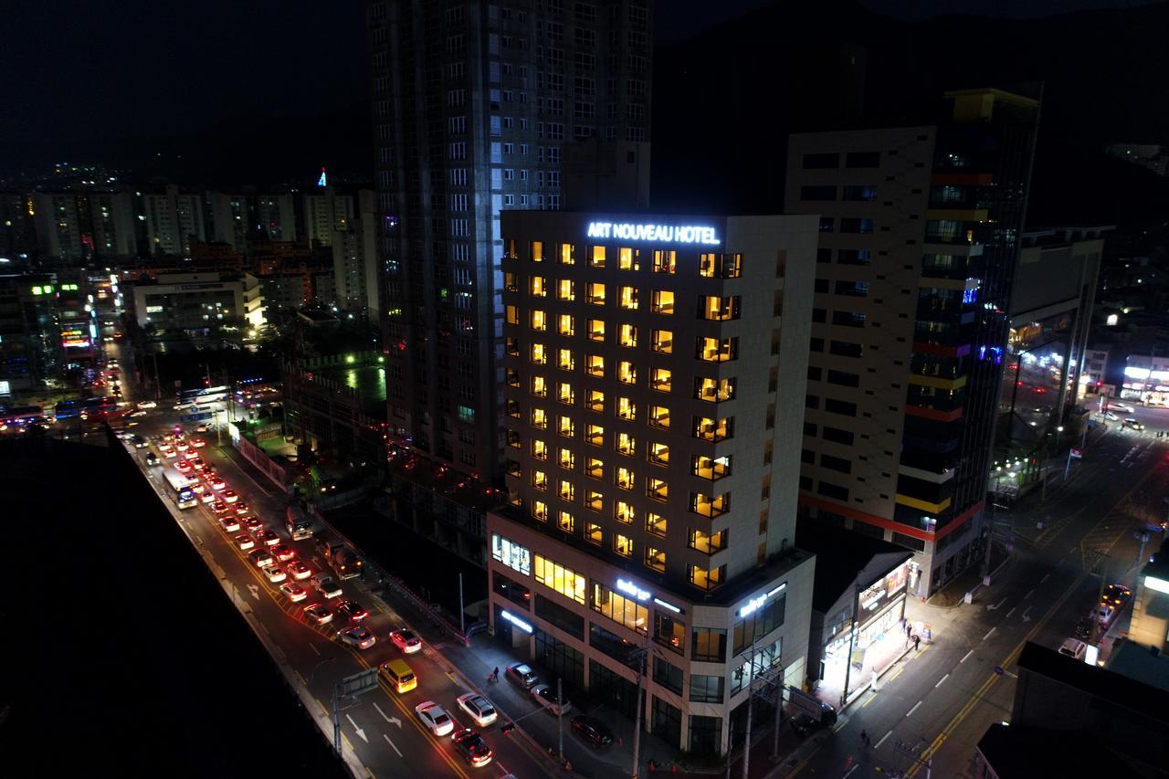 Geoje Artnouveau Suite Hotel Εξωτερικό φωτογραφία