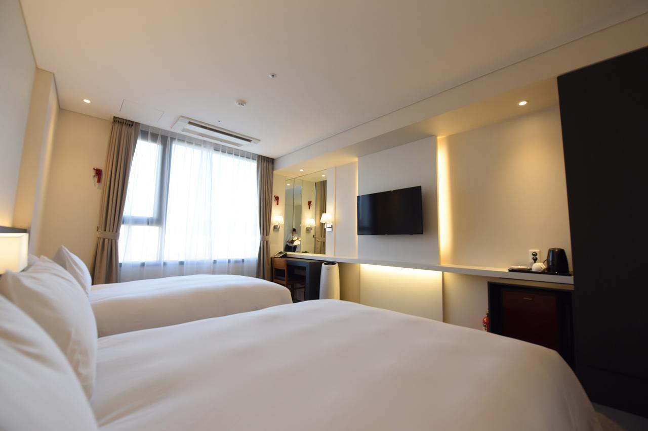 Geoje Artnouveau Suite Hotel Εξωτερικό φωτογραφία
