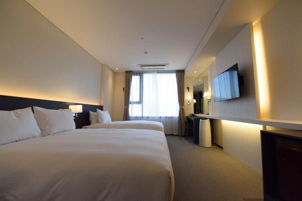 Geoje Artnouveau Suite Hotel Εξωτερικό φωτογραφία