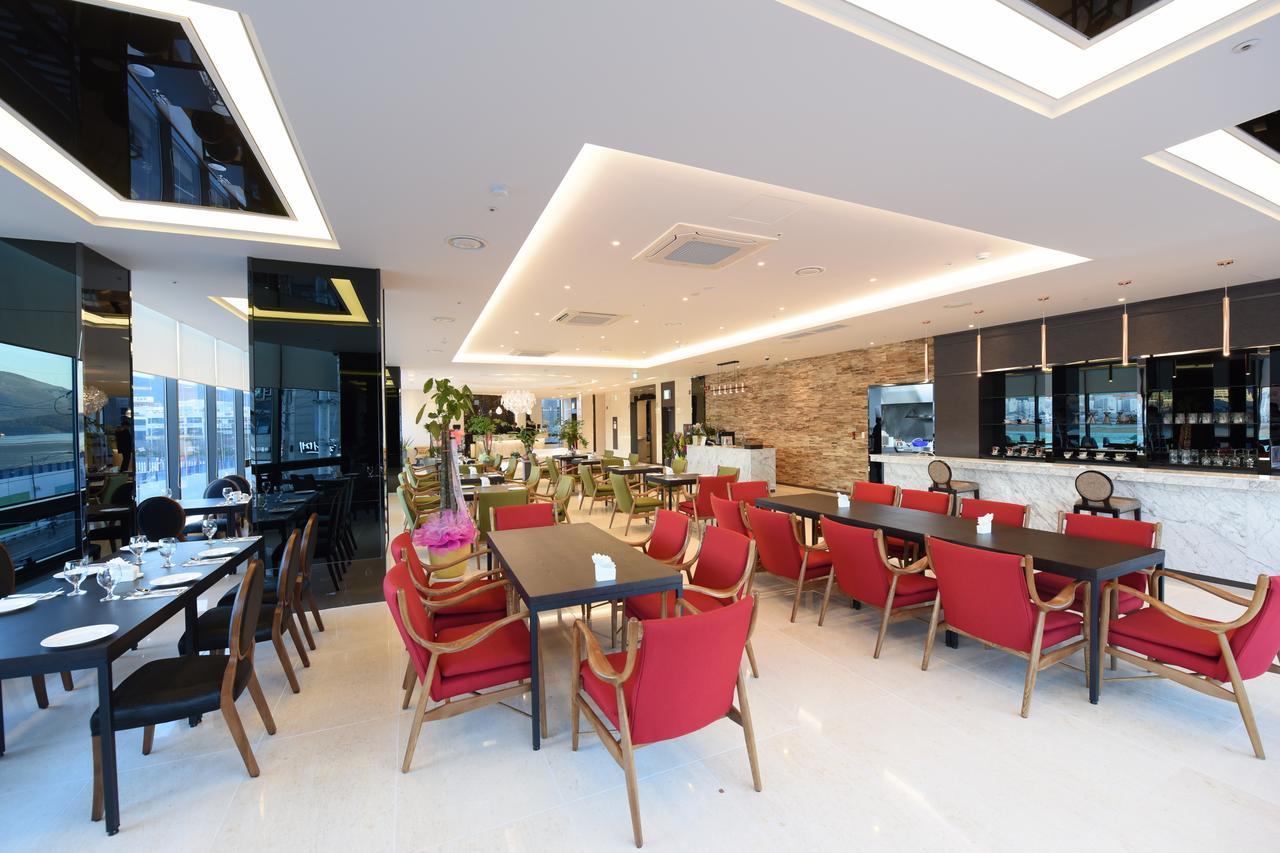 Geoje Artnouveau Suite Hotel Εξωτερικό φωτογραφία